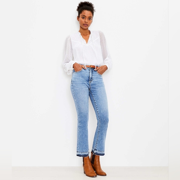 LOFT Kick Crop Flare Ankle Jeans Size 32 / 14 - Picture 3 of 16